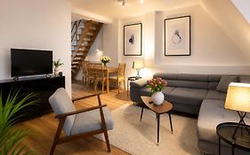 APARTAMENT PIĘTROWY w centrum Kłodzka z darmowym parkingiem no 8